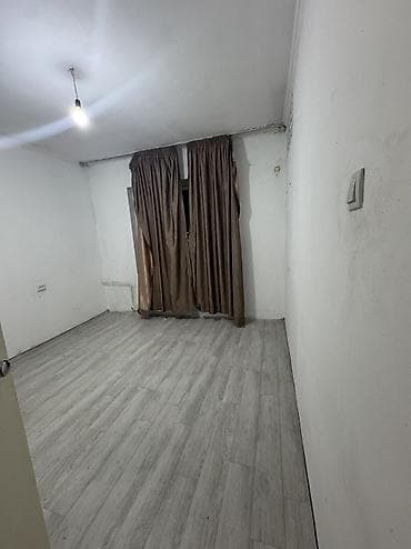 flat rent: 4 комнаты, Без мебели — 3