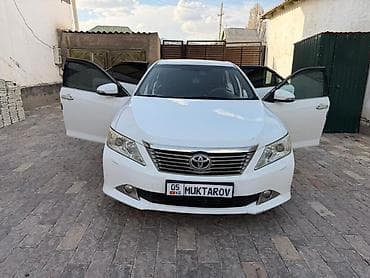 Toyota Camry: 2012 г., 2.5 л, Автомат, Бензин, Седан