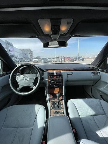 fort focus: Mercedes-Benz E-Class: 1998 г., 4.3 л, Автомат, Бензин, Седан — 10