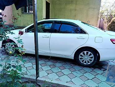 Продажа авто: Toyota Camry: 2010 г., 2.5 л, Автомат, Бензин, Седан — 4