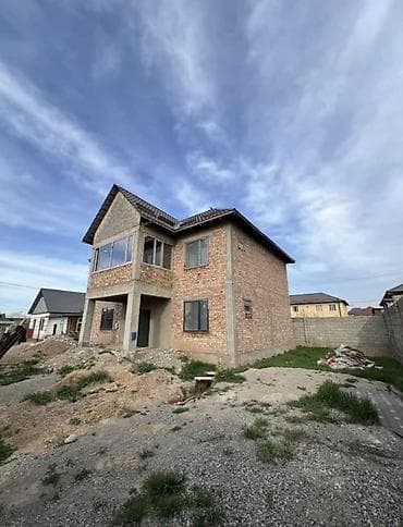 мкр аламедин 1: 🔥 СРОЧНО ПРОДАЕТСЯ 2-ЭТАЖНЫЙ ДОМ В АК-ОРДО-3! 🔥 🏡 Просторный — 6