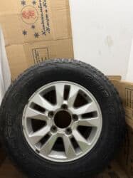 железные диски р13: Колеса в сборе 275 / 75 / R 17, Б/у, 1 шт, Внедорожные (АТ/МТ), Литые, отверстий - 10 — 3