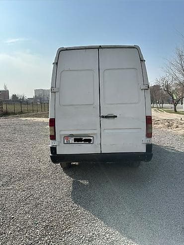 спринтер грузо пасажр каратыш низкий: Легкий грузовик, Mercedes-Benz — 2
