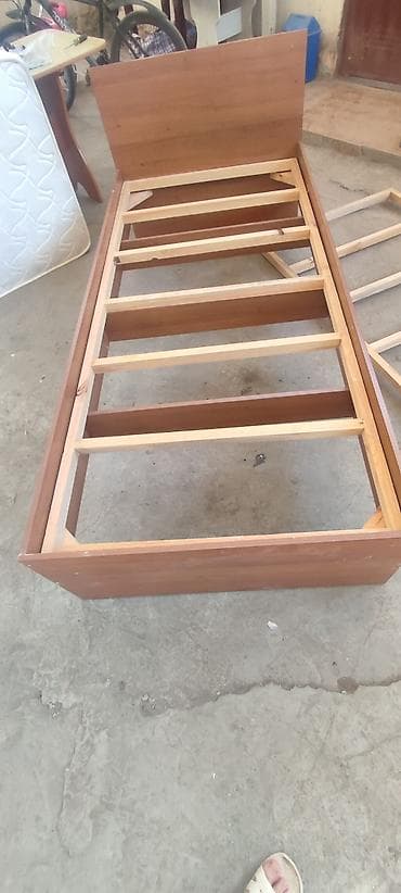 Мебель: Односпальная кровать с матрасом по 2000 сом - Размер спального места — 4