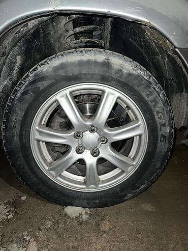 a 140: Колеса в сборе 215 / 60 / R 16, Зимняя шипованная, Б/у, Комплект, Легковые, Литые, отверстий - 5 — 4