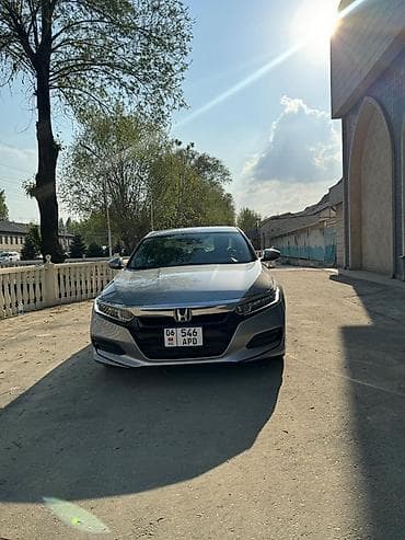 авто пульт: Honda Accord: 2020 г., Автомат, Седан — 3
