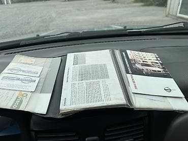 Nissan Sentra: 2004 г., 1.8 л, Автомат, Бензин, Седан — 8
