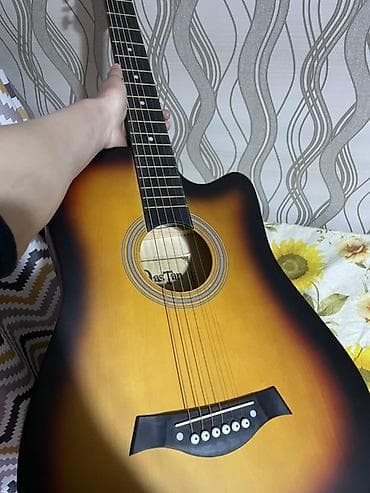 балык кармагыч: Акустическая гитара 6-струнная, форма корпуса дредноут с вырезом — 1