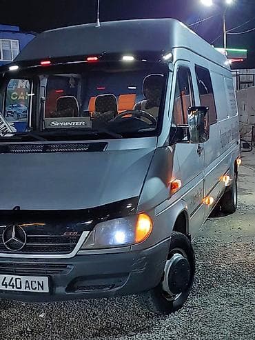 Mercedes-Benz Sprinter — пассажирский микроавтобус/кастом-ван