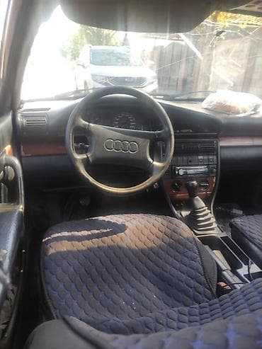 кадамжай авто: Audi 100: 1993 г., 2.3 л, Кол менен иштөөчү, Газ, Седан — 5
