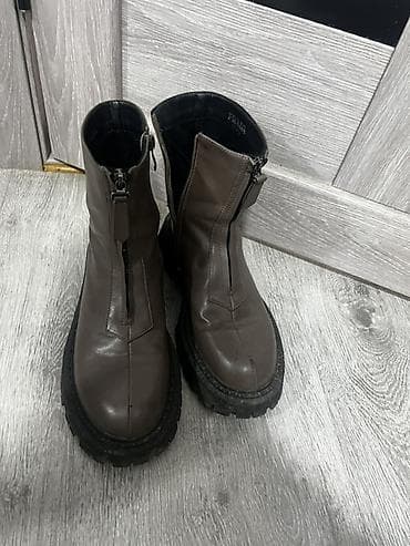 40: Ботинки, 40, Prada, Б/у, цвет - Коричневый — 4