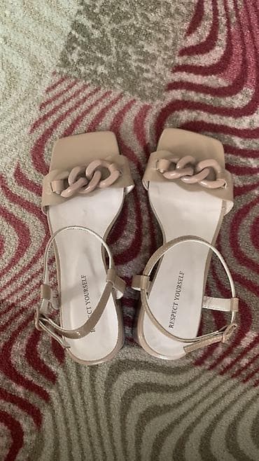 черная обувь: Босоножки, 35, 35.5, 36, Respect, Новый, цвет - Бежевый, Самовывоз, Платная доставка — 1