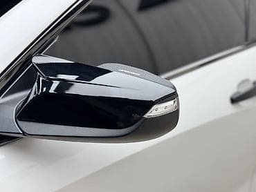 lexus e: Chevrolet Malibu: 2017 г., Бензин, Седан — 4