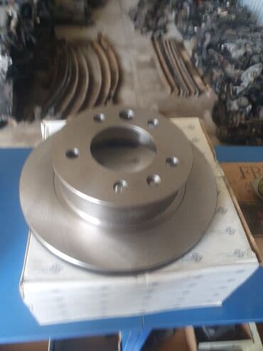 На Sprinter на спринтер тормозные диски передние новый диск тормозной at lalafo.kg На Sprinter на спринтер тормозные диски передние новый диск тормозной