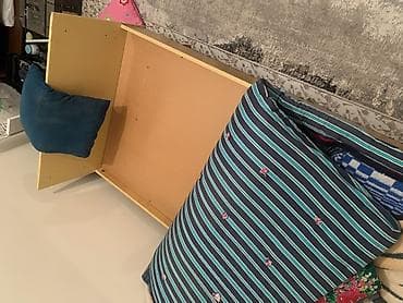 1 спальная кровать: Односпальная кровать, Каркас без матраса, длина - 195 см — 1