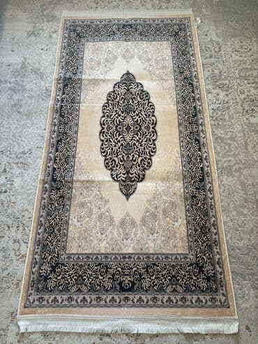 накладная борода: Ковровая дорожка — 7