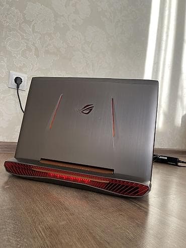 mi pad 7: ASUS ROG G752V, 17.3", i7, GTX980M, 12GB Ram, SSD NVMe 128Gb+HDD 500Gb — 10