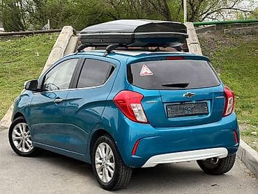 Chevrolet Spark: 2018 г., 1 л, Вариатор, Бензин, Хетчбек — 4