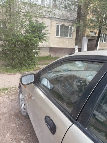 очен срочно: Mazda 2: 1996 г., Автомат — 1