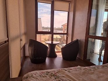 снять квартиру 3 комнаты: 3 комнаты, 100 м², Индивидуалка, 2 этаж, Евроремонт — 4