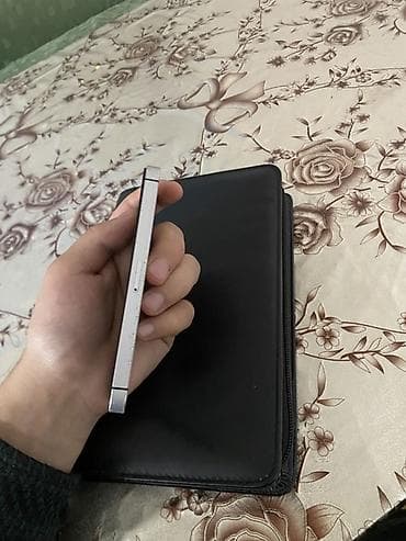 цена iphone 5s: IPhone SE, 32 ГБ, Серебристый — 8