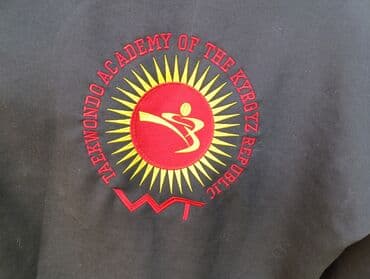 Компьютерная вышивка | Футболки, Мантии, Постельное белье