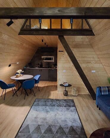 сдам квартиру в бишкеке недорого без посредников: 📌 Курабыз жана жасалгалайбыз 	•	A-Frame үйлөрү 	•	Barnhouse үйлөрү — 8