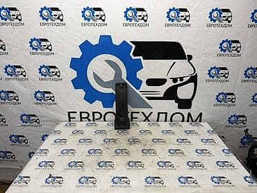 крыло на 210: Крышка блока предохранителей Volvo FH12 fh12.380 D12 380 2003 — 5