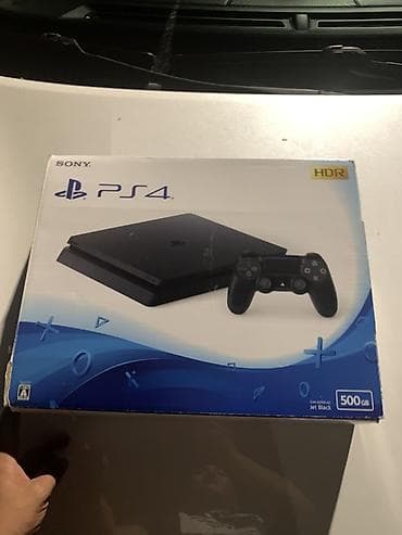 Sony PlayStation 4 (Slim) 500 ГБ, цвет Jet Black, с поддержкой HDR — 1