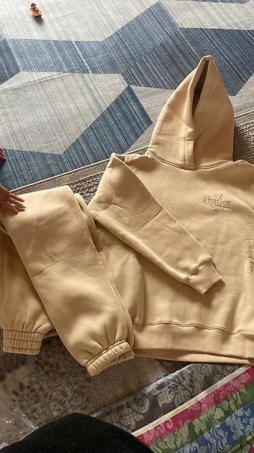 Спорттук кийим: Продаю срочно — 2