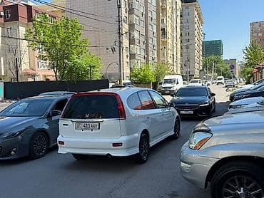 honda stream: Honda Stream: 2001 г., 2 л, Автомат, Газ, Минивэн — 10