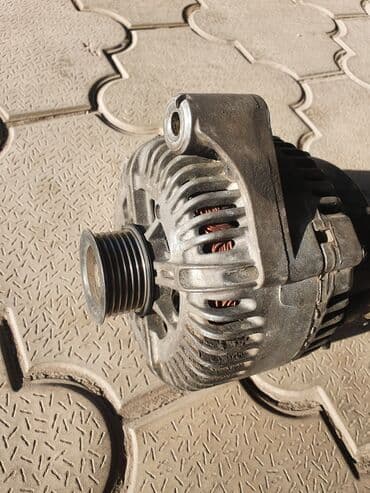 продам бу зарядное устройство для автомобильного аккумулятора: Генератор BMW Б/у — 2