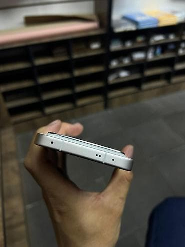 micro sd 256: Vivo X300 Pro, 256 ГБ, цвет - Серебристый — 4