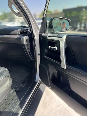 сапок 4х4: Toyota 4Runner: 2018 г., 4 л, Типтроник, Бензин, Внедорожник — 9