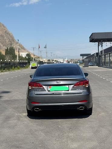 mini v: Hyundai i40: 2016 г., 2 л, Автомат, Газ, Седан — 2
