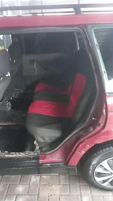 Volkswagen: Volkswagen Passat Variant: 1989 г., 1.8 л, Механика, Бензин, Универсал — 4