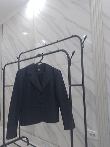 деловые мужские куртки: Женские деловые вещи — подборка базовых моделей в классическом черном — 4