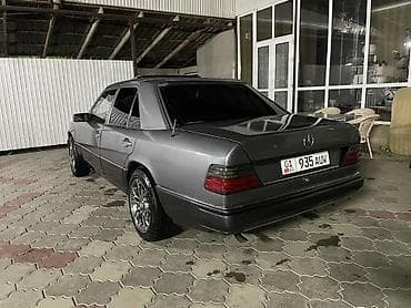 авто матор: Mercedes-Benz W124: 1988 г., Механика, Бензин, Седан — 4