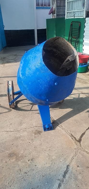 Продается бетономешалка 3х фазная СССР. Иссык-куль с.Аксуу