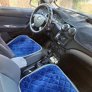 спарк в аренду: Chevrolet Aveo: 2008 г., 1.4 л, Механика, Газ, Седан — 5