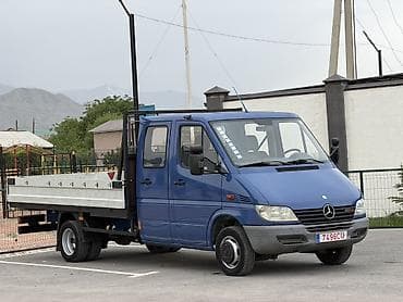 чанган юни с: Грузовик, Mercedes-Benz, Дубль, 4 т, Б/у — 3