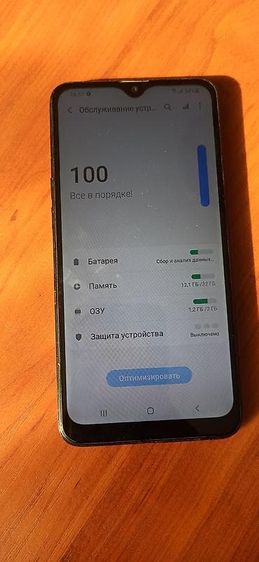 а 10 с: Samsung Galaxy A10s, Б/у, 32 ГБ, цвет - Черный, 2 SIM — 4