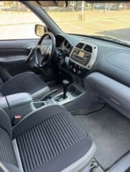 продаю в связи с переездом: Toyota RAV4: 2002 г., 2 л, Автомат, Бензин, Кроссовер — 8