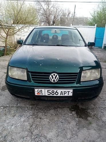 Транспорт: Volkswagen Bora: 1994 г., Механика, Бензин, Седан — 6