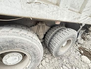 хово т х: Самосвал HOWO 6x4 (трёхосный) - Компоновка: задняя двухскатная — 3