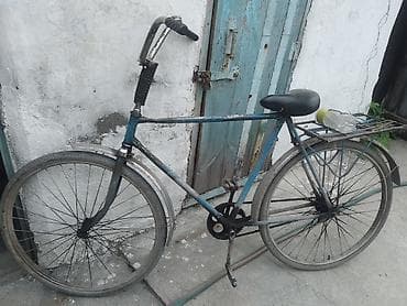 Комплект разнородных товаров: 1) Городской велосипед классической