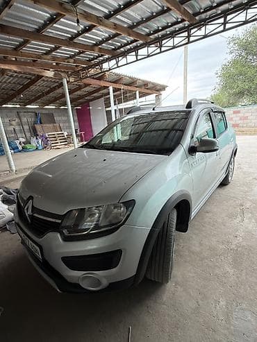 машино: Renault Sandero Stepway: 2017 г., 1.6 л, Автомат, Бензин, Хэтчбэк — 5