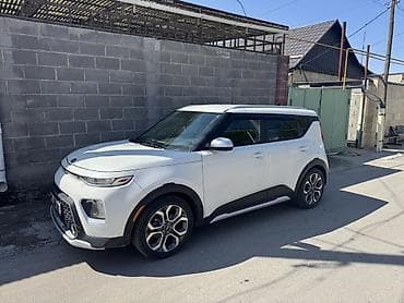 маш: Kia Soul: 2020 г., 2 л, Автомат, Бензин, Кроссовер — 2