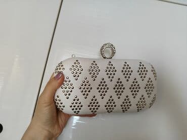 сумка клатч б у: Продаю клач, аккуратный. с ремешком — 1