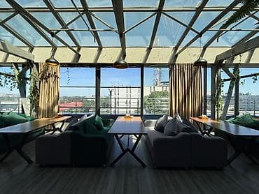 open space: 🏢 ПРОДАЁТСЯ КОММЕРЧЕСКОЕ ПОМЕЩЕНИЕ — 1800 м² 📍 ТЦ «Евразия» ✨ Готовый — 1